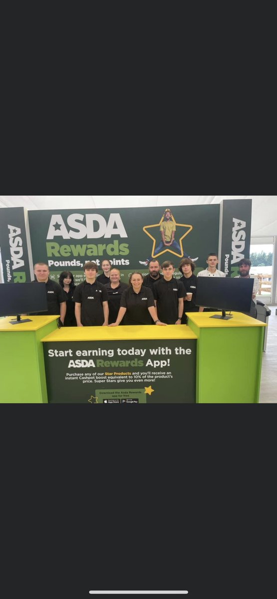 stedychefs's tweet photo. So that’s the end of our agricultural show circuit for this year 😢
Couldn’t be prouder of our staff, trust me people can be ruthless when getting free samples , maybe it’s the fantastic Asda Produce 😉
Yorkshire 🏴󠁧󠁢󠁥󠁮󠁧󠁿, Wales 🏴󠁧󠁢󠁷󠁬󠁳󠁿, Scotland 🏴󠁧󠁢󠁳󠁣󠁴󠁿, Ireland 🇮🇪 all done . #reliefstaff https://t.co/fFOuRhfHPI