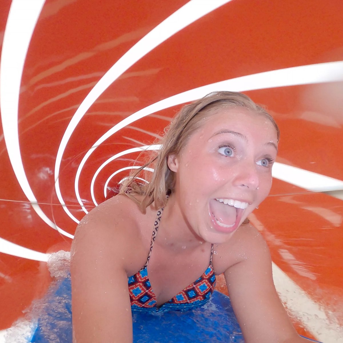 HAPPY #nationalwaterparkday!🌊

We want our Pass Holders to share their favorite waterpark with their favorite people, so every Season Pass Holder can Bring-A-Friend for FREE TODAY!

soakymountainwaterpark.com

#soakymountain #soakymountainwaterpark #sevierville #waterpark