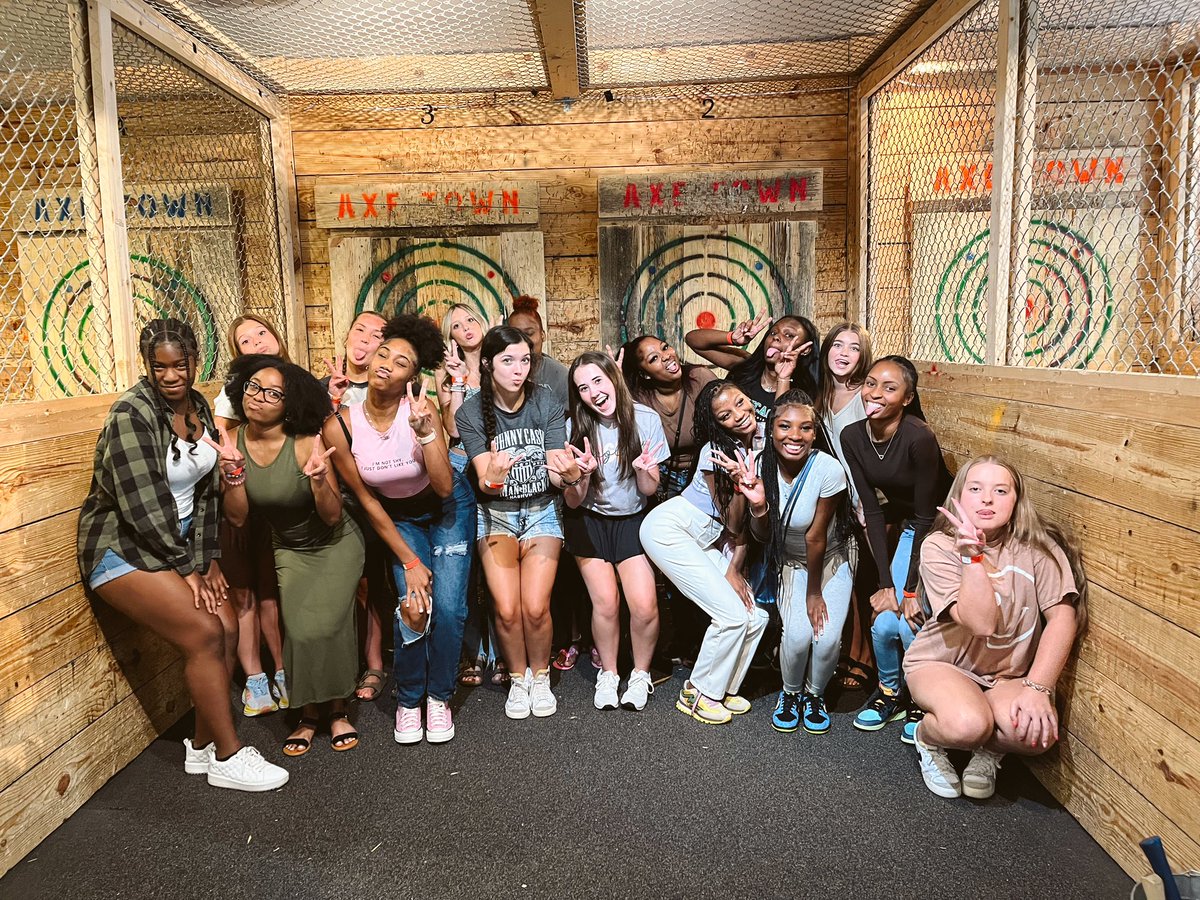 EastsideHSCheer's tweet photo. Thank you Axe Town Covington for hosting our varsity spirit girls this evening! We definitely had a blast!! 💚
.
.
.
.
#ehscheer #hscheer #goeagles #cheerleading #varsitycheer #axthrowing #spiritcheer https://t.co/mm0iDjVQCH