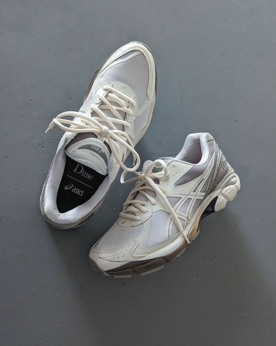 thedropdate's tweet photo. Hottest ASICS collab to drop this year? It's definatly up there 🔥
Hit the link to shop via the secondary market - https://t.co/IY1R8zAXdn
Imagery courtesy of @riblets1218
#thedropdate #asics #dimemrl #asicsdime #gt2160 #asicsgt2160 https://t.co/IUD3grfESW