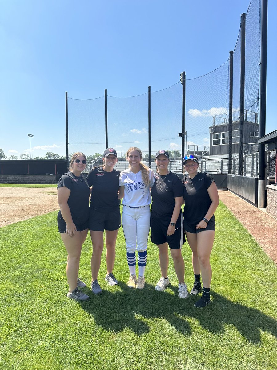 marly_coan's tweet photo. Thanks so much @GC__Softball for an amazing camp, looking forward to being back!! @sam_coolen @bo_coolen https://t.co/T9F1m4pGDE