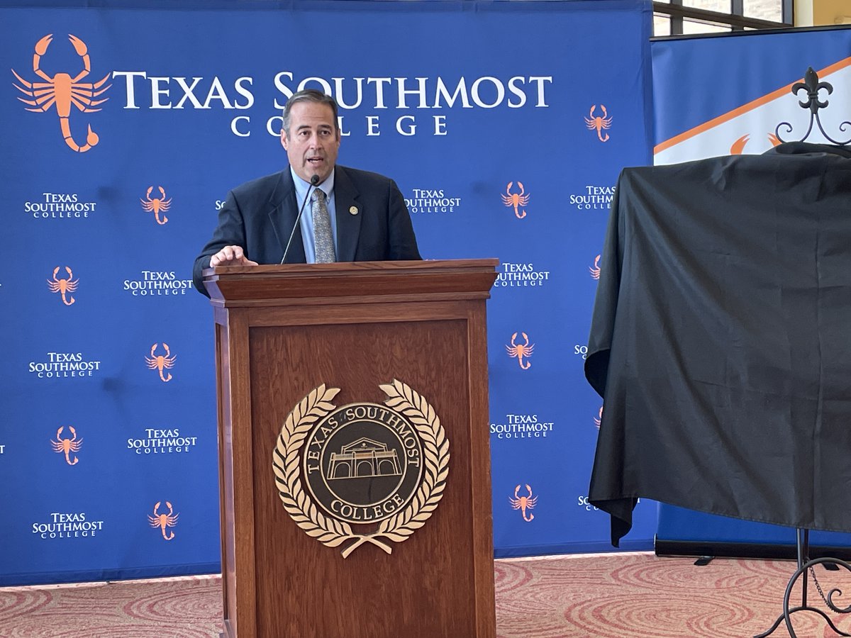 TrevinoTWCLabor's tweet photo. Congrats to Texas Southmost College, WFS Cameron County and Greater Brownsville Incentives Corporation on the investment to help over 60 eligible persons with supportive services to enroll and train as a patient care technician. #Texasworkforce #TreviñoAcrossTX https://t.co/Jja6Bc2Jwc
