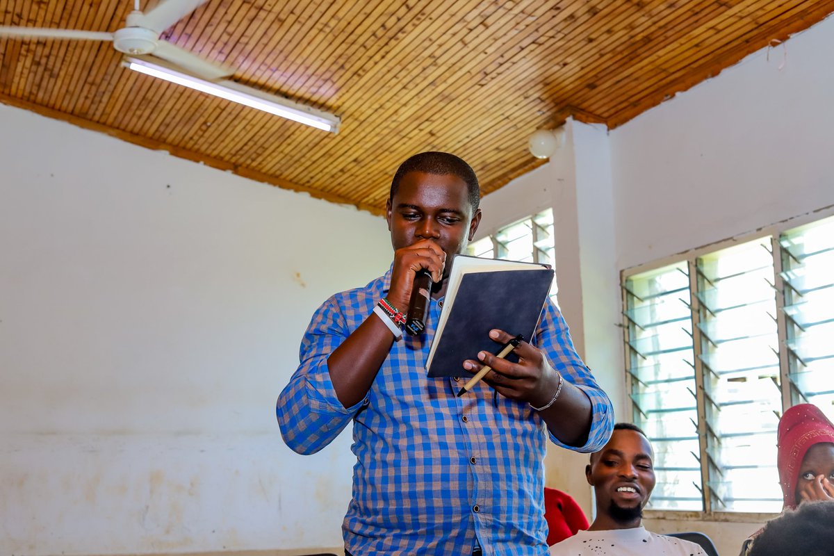 Kulah_Nzomo's tweet photo. Discussion on water solutions with @UNDPKenya
#SolutionsMapping
#CommunityDataScouts https://t.co/Qh0zvIM3Sh