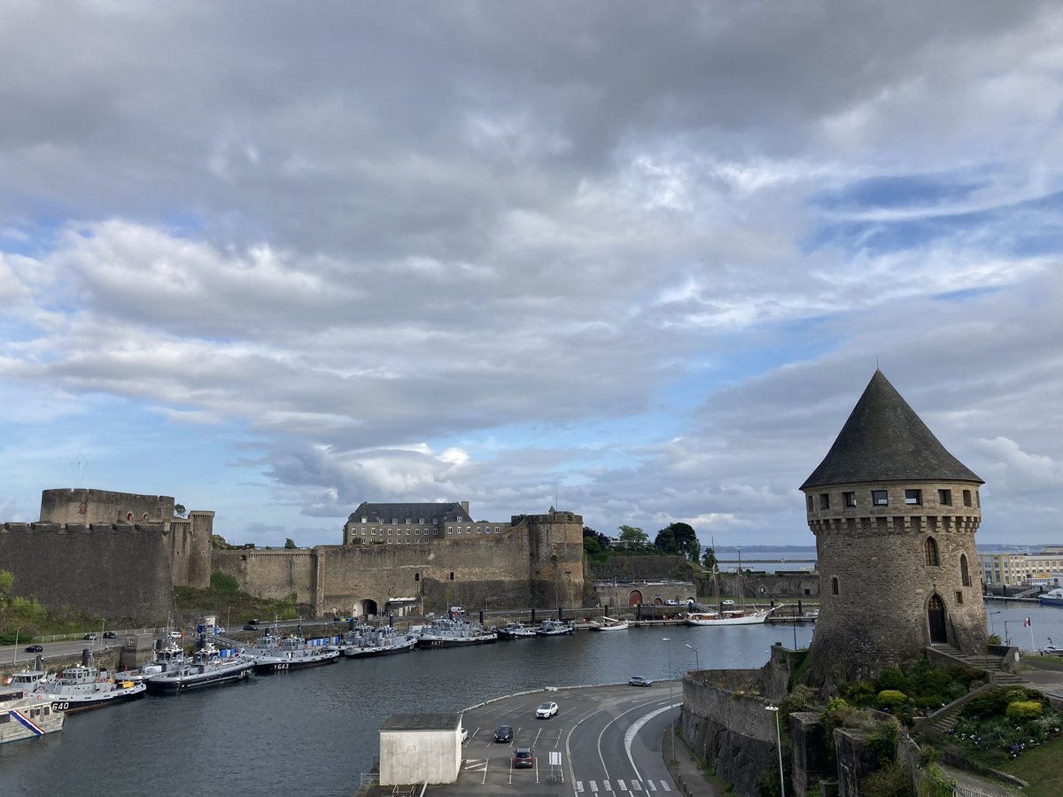I had a great few days at IFREMER in Brest sampling turbidite cores from the Mediterranean Sea. I will look at the chemical weathering in those sediments for my IRC project. <a href="/IrishResearch/">We are now Research Ireland</a> #LoveIrishResearch  @PalaeoGalway <a href="/GalwayGeography/">University of Galway Geography</a>
