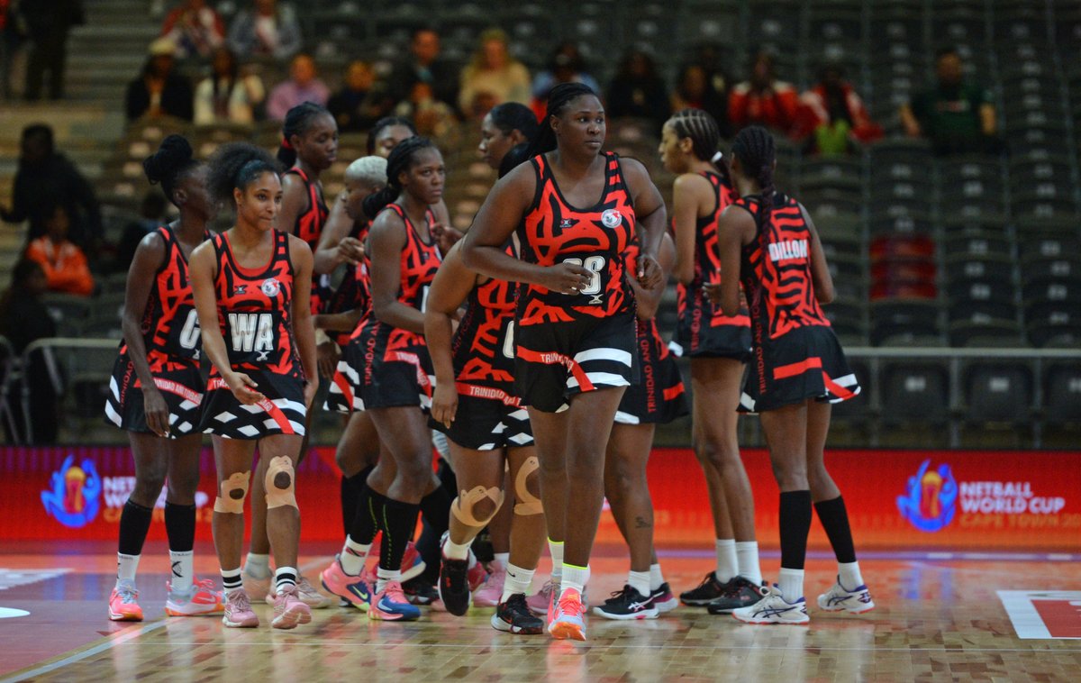 BackpageMedia's tweet photo. 🇳🇿New Zealand v Trinidad &amp; Tobago 🇹🇹

📸Ryan Wilkisky/BackpagePix

#2023NetballWorldCup #NewZealand #TrinidadTobago #Netball #CapeTown https://t.co/F10ydr7cDl