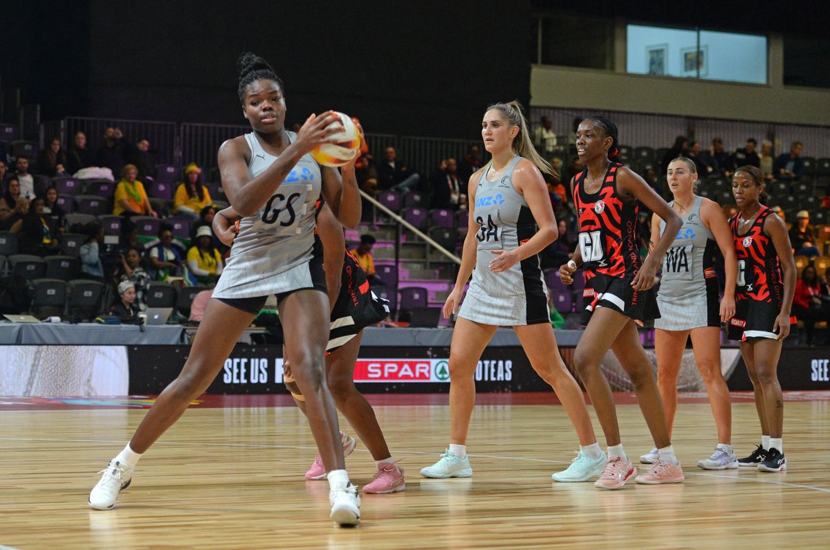 BackpageMedia's tweet photo. 🇳🇿New Zealand v Trinidad &amp; Tobago 🇹🇹

📸Ryan Wilkisky/BackpagePix

#2023NetballWorldCup #NewZealand #TrinidadTobago #Netball #CapeTown https://t.co/F10ydr7cDl