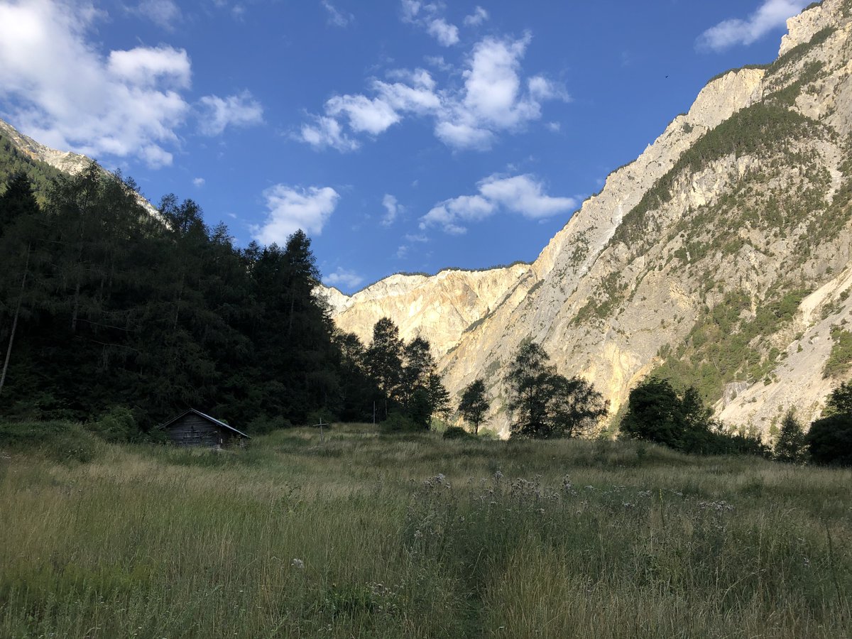 Martin Vetterli (@martinvetterli) on Twitter photo If you are interested in extreme environmental events, en.wikipedia.org/wiki/Illgraben
is a place with incredible debris flows monitored by our colleagues at <a href="/WSL_research/">WSL Umweltforschung @wslresearch.bsky.social</a>
wsl.ch/en/about-wsl/i…
Today was sunny and dry, but the Bhutan suspension bridge is worth a trip too ! If you are interested in extreme environmental events, en.wikipedia.org/wiki/Illgraben
is a place with incredible debris flows monitored by our colleagues at <a href="/WSL_research/">WSL Umweltforschung @wslresearch.bsky.social</a>
wsl.ch/en/about-wsl/i…
Today was sunny and dry, but the Bhutan suspension bridge is worth a trip too !