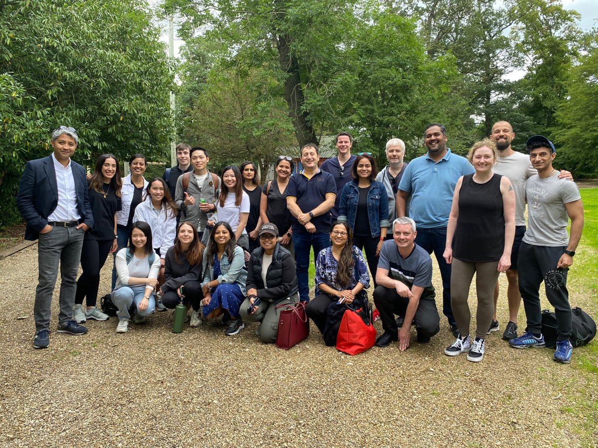 Prescient_HG's tweet photo. Last week, our #London office had a fantastic time during its annual summer meeting! π The day was filled with exciting team-building exercises and a variety of fun activities at the scenic De Vere Wokefield Estate.π
#PrescientCulture #SummerMeeting #TeamBuildingFun https://t.co/nWU3OBmnTD