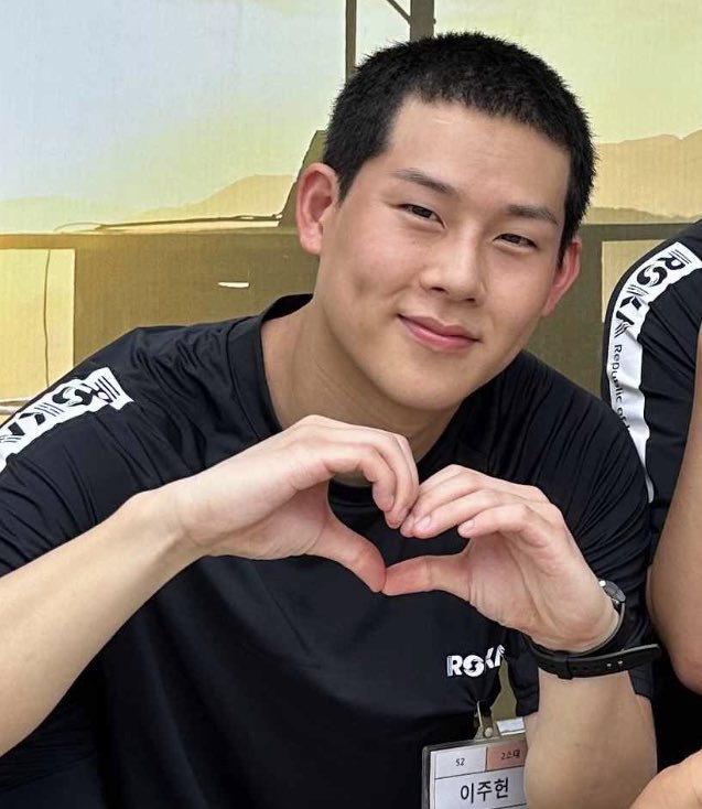 MX_GWANG's tweet photo. 주헌아💛💛💛 https://t.co/Z1ZoRZ3GLy