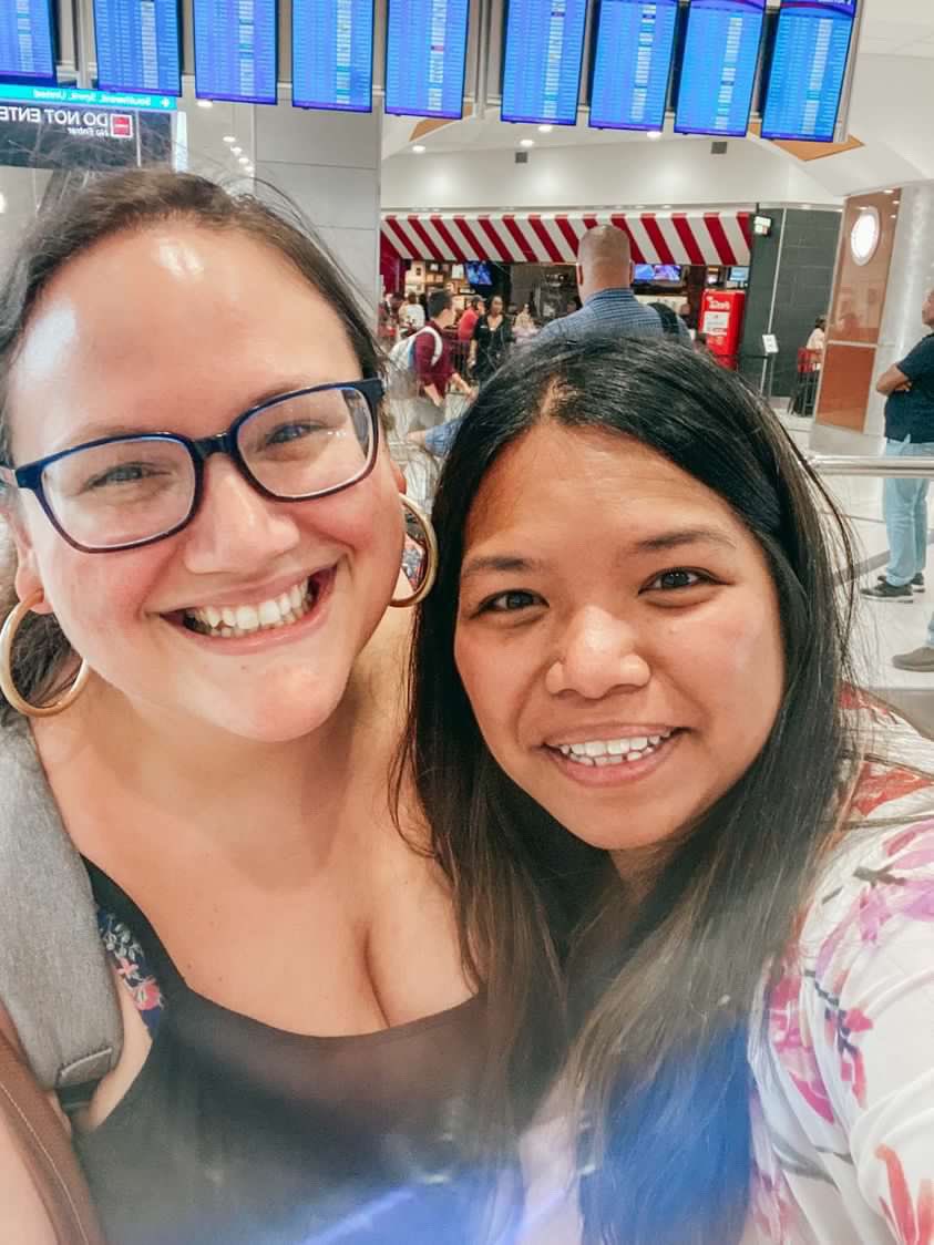 mimilangley__'s tweet image. SOCIAL AUDIO is not only a great space to grow your leads &amp;amp; make more sales, but it’s also a great space to actually MEET PEOPLE! 🥳

Diana is my momma bestie! I met her on Clubhouse over 2 years ago - moderating rooms together.

And we FINALLY met in person the other day!! 🎉