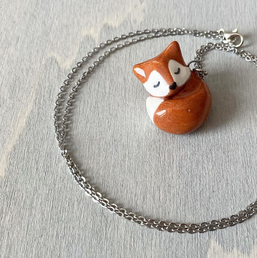 Da domenica Silvia vi aspetta ad Artigianato Vivo a Cison di Valmarino 🎊 Sarà lì con le sue creazioni piene di creatività e allegria targate Officina sulle Nuvole

#artigianatovivo #artigianato #borghiitaliani #handmade