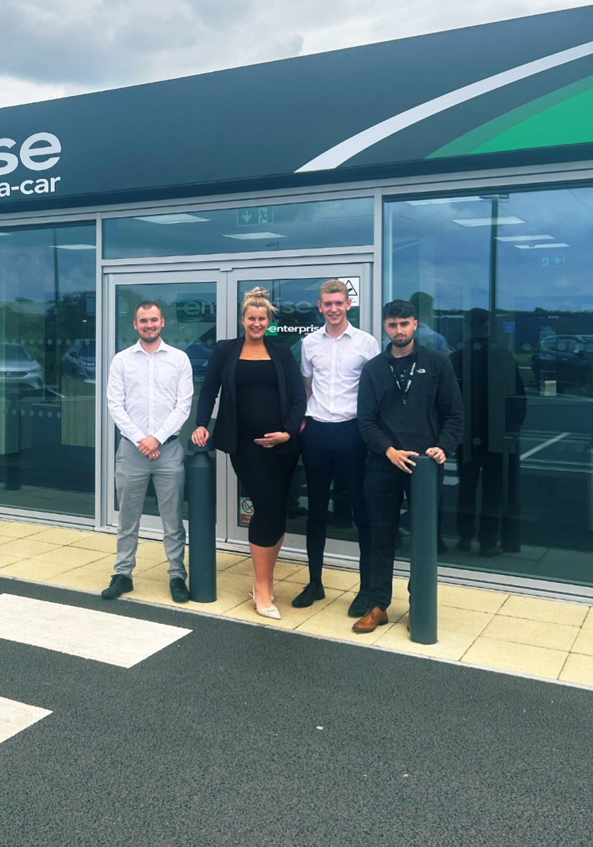 Last day as BM of 09 and what an amazing 8 months it’s been thanks to my fabulous team! 
7 control wins
1 OC win 
6 month ESQI score of 90
Hit the branches highest OP, on rents and gross revenue!
Incredibly proud of all we have achieved and excited to start my new adventure 👶 🍼