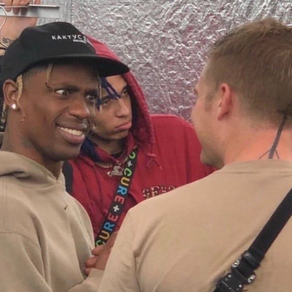 ComplexMusic's tweet photo. PEOPLE WERE SAYING TRAVIS FELL OFF??? #UTOPIA https://t.co/EPm3pBs6td
