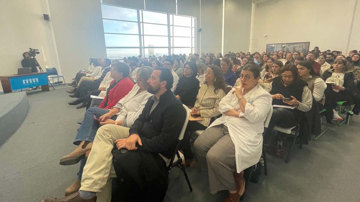 Con la Ministra de Salud Dra. Karina Rando, el Decano de la Facultad de Medicina Dr. Arturo Briva y el Director del Hospital de Clínicas Dr. Álvaro Villar dieron comienzo las 22as. Jornadas de Infectología que abordarán la actualización de tratamientos de múltiples infecciones.