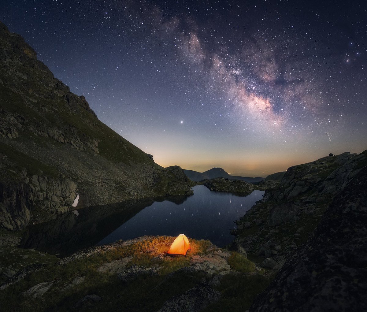 BleronCakaa's tweet photo. Some of the best camping views 💫🌌
1. Jezerce, Albania
2. Kolata peak, Albania
3. Gjeravica Lake, Kosovo
4. Valbona pass, Albania https://t.co/xPYwMXVSaI