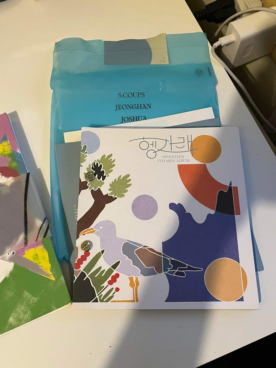 colelat_'s tweet photo. hellooo !! 

—— interest check, need funds
selling my semicolon, your choice and henggarae unsealed album for 500 (3 albums) 🦦🫶🏻

… im also selling going seventeen white photocards and semicolon photocards https://t.co/F2mL11Ocl5