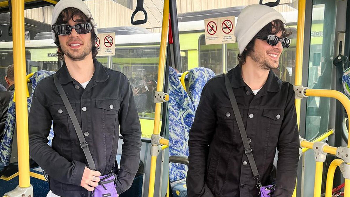 SigaPortalAD's tweet image. "Sextou no busão", revela Fiuk ao andar de ônibus pela primeira vez 👉 portalad.site/42o

#PortalAltaDefinição #Fiuk