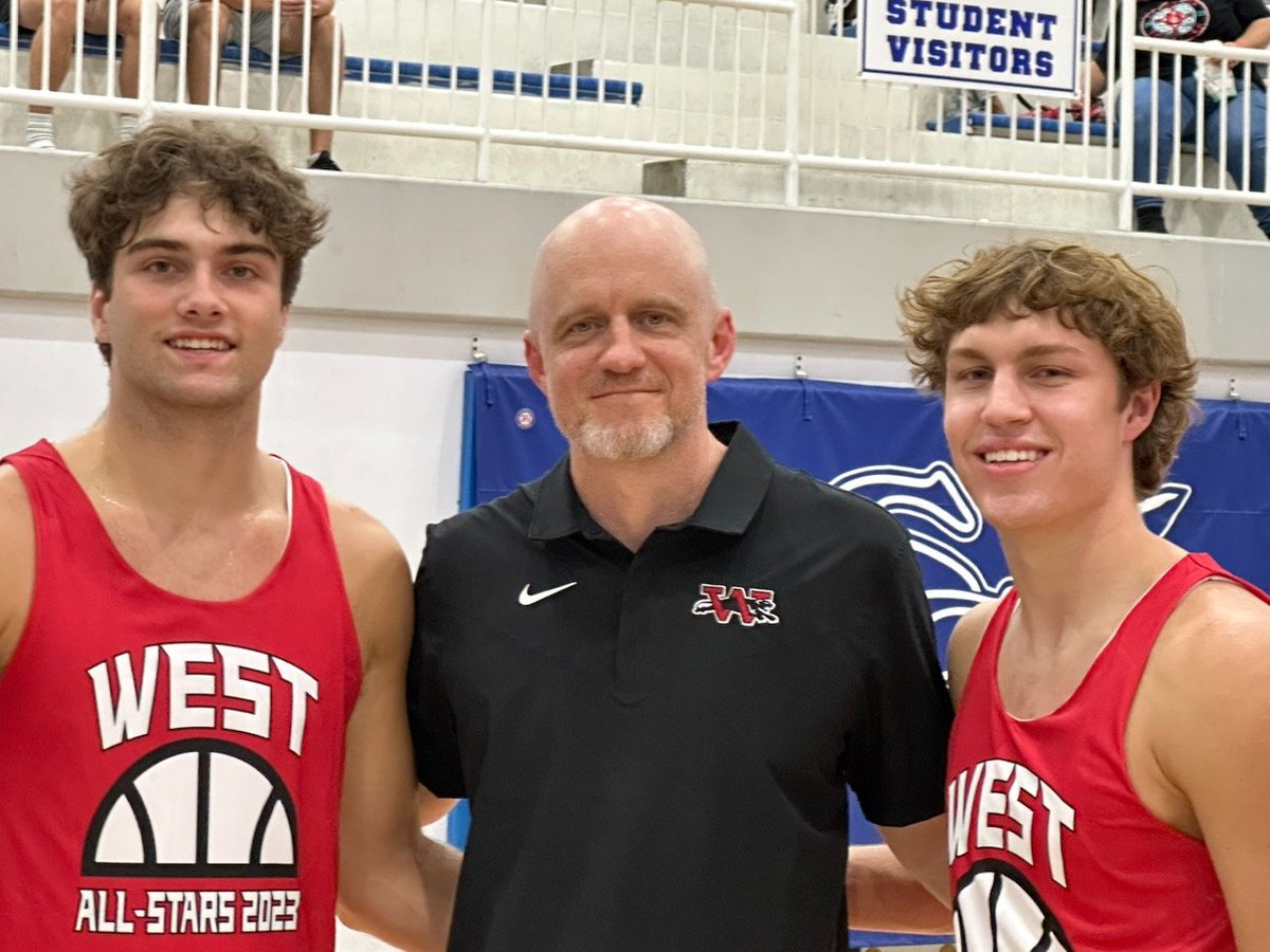 <a href="/Zach_Hays24/">Zach Hays</a> <a href="/evan_barber4/">evan barber</a> represented <a href="/WestmooreHS/">Westmoore High School</a> and the West in the <a href="/OklahomaCoaches/">Oklahoma Coaches Association</a> All-State game. Well deserved honor for these 2 young men 👏 <a href="/whsjagathletics/">Westmoore Athletics</a>  @USAOMensBSkBall <a href="/UCOMBB/">UCO Men's Basketball</a> <a href="/BasketballRogue/">ROGUE Basketball</a> <a href="/Moore_Monthly/">Moore Monthly</a>