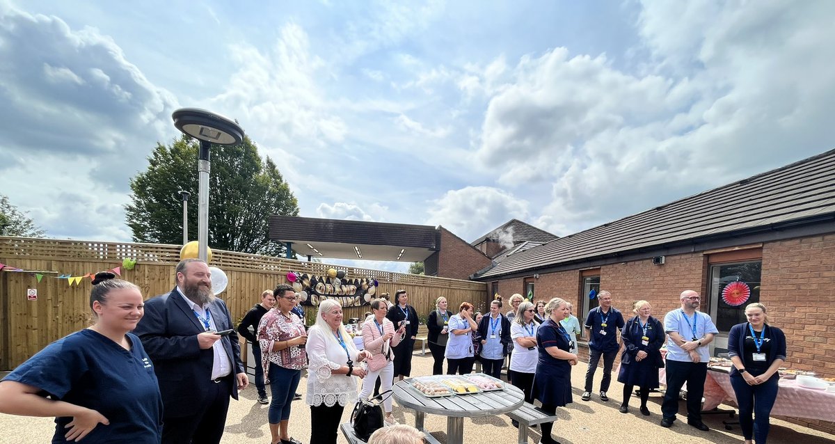 schofe09's tweet photo. What a fabulous day for our summer fair, even the sun made an appearance ☀️ our new garden is now officially open! Thank you to everyone that has been a part of creating such a special place for us all to enjoy &amp; a big thanks to everyone who came today  @GMMH_NHS @LauraLarkinRMN https://t.co/PfPHpK9KFE