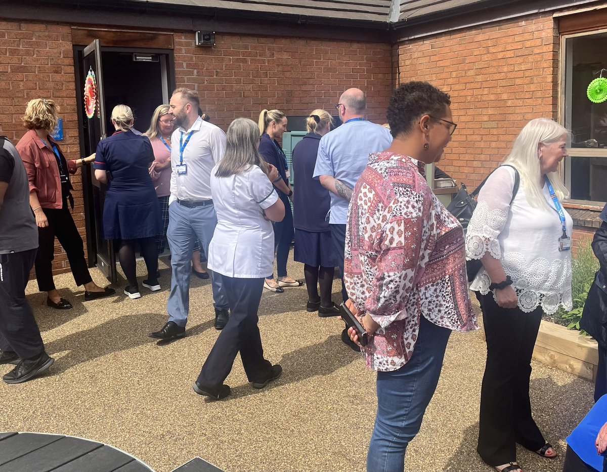 schofe09's tweet photo. What a fabulous day for our summer fair, even the sun made an appearance ☀️ our new garden is now officially open! Thank you to everyone that has been a part of creating such a special place for us all to enjoy &amp; a big thanks to everyone who came today  @GMMH_NHS @LauraLarkinRMN https://t.co/PfPHpK9KFE