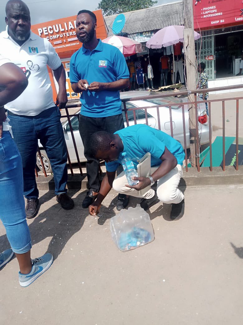 SODEF_'s tweet photo. To Commemorate World Day Against Human Trafficking in Ekiti State 

Office of the First Lady in collaboration with the office of the Ekiti state  Attorney General staged a walk from Irona market to Fajuyi market sensitizing the community on the need to stay https://t.co/4lQ2DWcUky