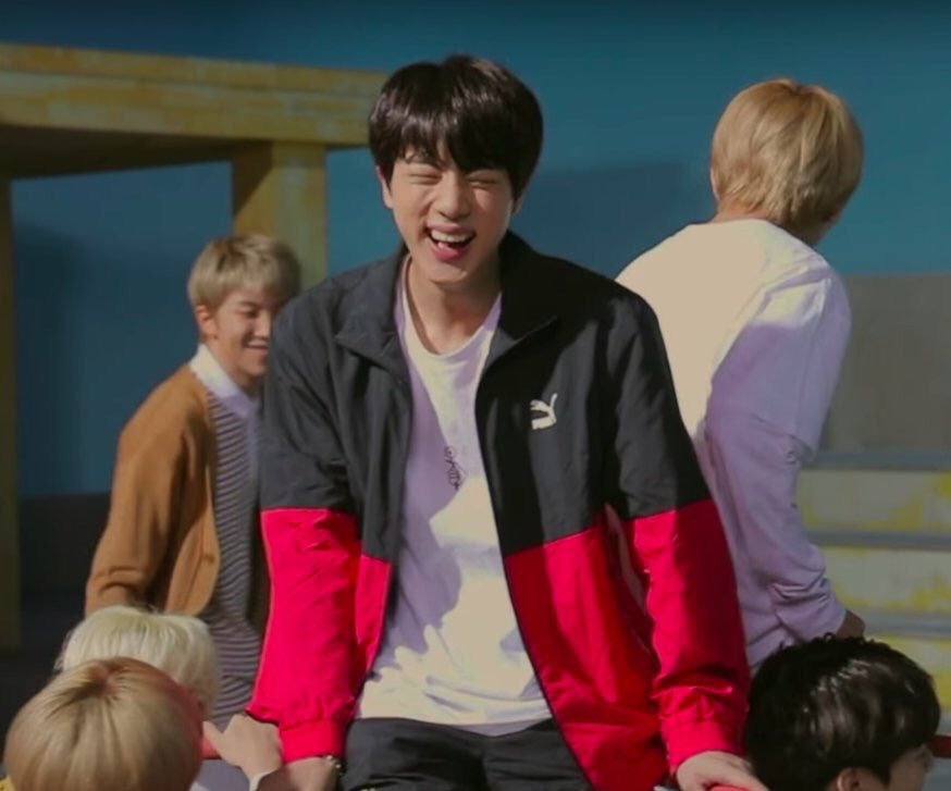 mikrocosjin's tweet photo. i need everyone to see these pictures of seokjin for healing purposes https://t.co/kU4yuvuYgT