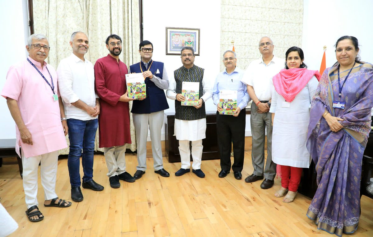 It's a historic day as the the National Curriculum Framework (NCF) steering committee handed over the NCF for School Education to the Honourable Minister Shri <a href="/dpradhanbjp/">Dharmendra Pradhan</a> today after detailed deliberations on its important aspects. Representatives from the <a href="/ncert/">NCERT</a>, NCF Steering