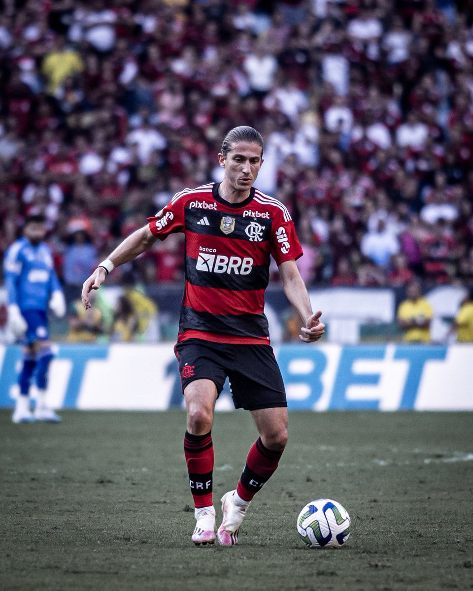 Você renovaria o contrato de Filipe Luís por mais uma temporada? 

📸: Equipe RaFla Mello | <a href="/click__mj/">Matheus Sanches | ClickMJ</a>