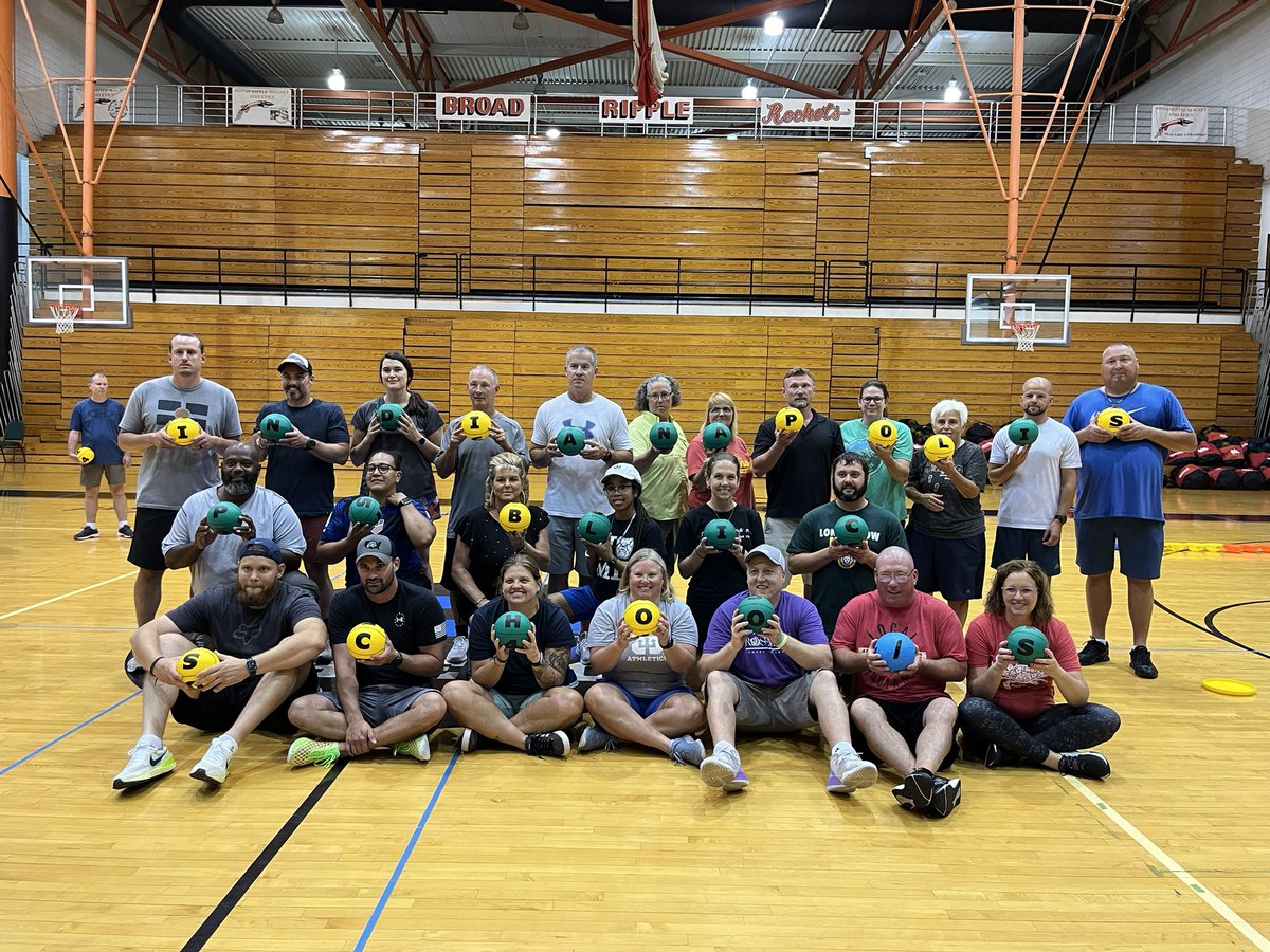 StrengerTom's tweet photo. Learning loss at @IPSSchools beware. The PE Teachers are now armed with #BRAINball to help teach math and reading thanks to the leadership of @kathPEHealth23. @SHPhysEd https://t.co/atJQSoQ28n