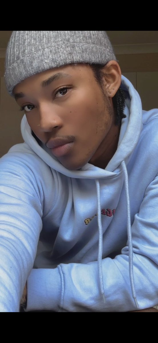 SkySimphiwe tweet picture