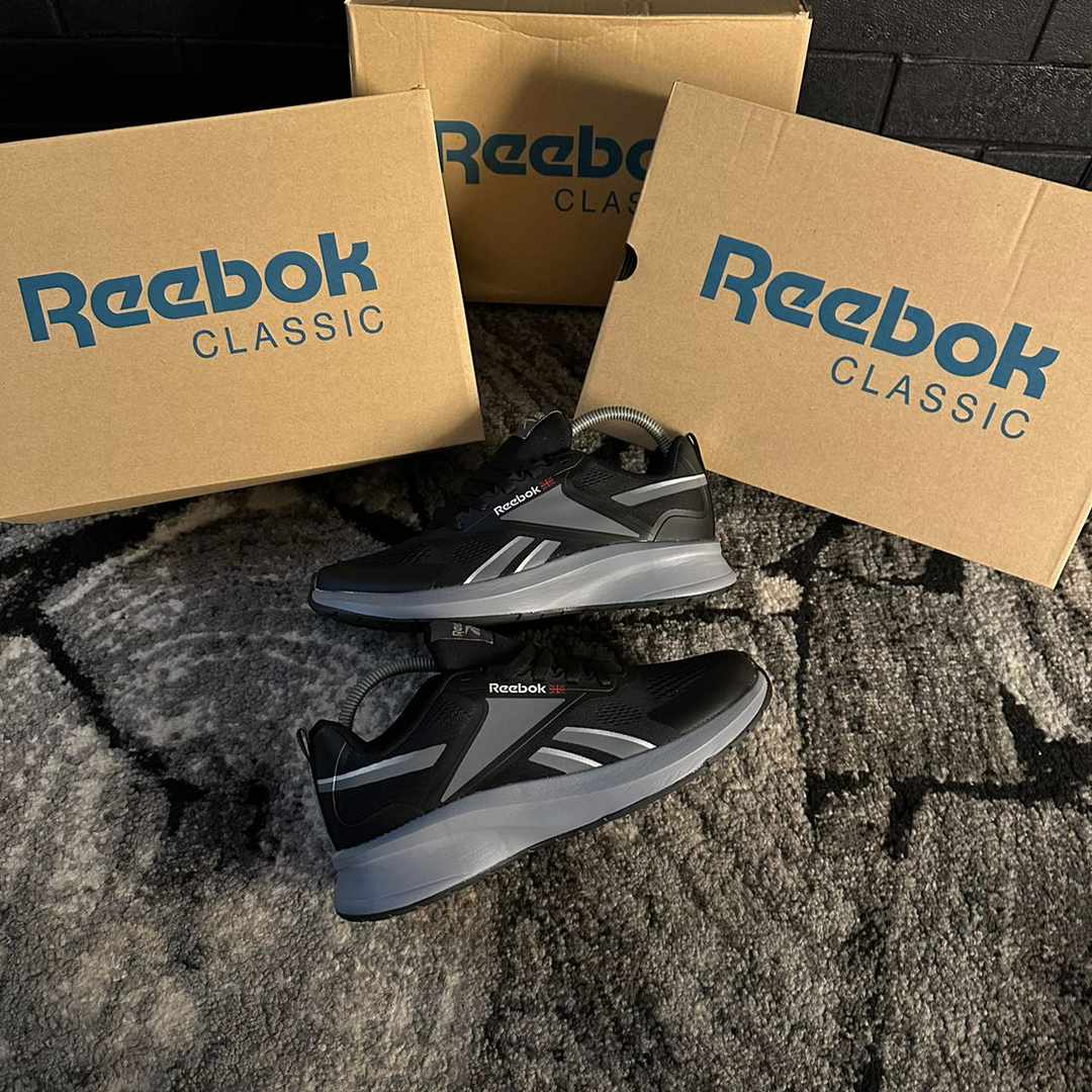 ikkelboutique2's tweet image. Quality sneakers thread👟
Let's be your plug, you won't regret it🤲🏾
DM for enquiries 
Nationwide/ Worldwide delivery🚚🎁

#sneakers #quality #clothesplug #Utopia