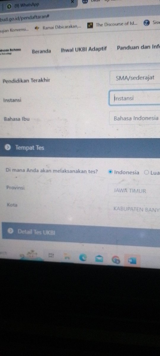ambisutbk22's tweet photo. Kakak kakak yang pernah ujian ukbi ini instansi nya itu diisi SMA kita dulu atau universitas sekarang ya terimakasih https://t.co/r94MTHlkM8