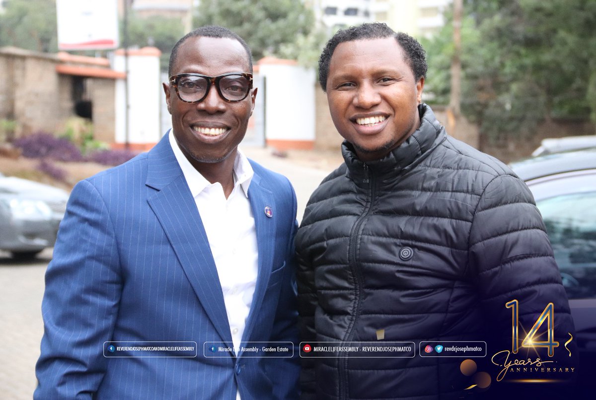 Dr_JosephMatco's tweet photo. #itshere #itsbig #ItsOur14thanniversarycelebration
Highlights from our 14th anniversary celebration.
Arrival 🛬 of the Man of God, Pastor Taiwo Omojola from Lagos, Nigeria.
Omojola Taiwo
#2023myyearofrestandrestoration
#celebrationandthanksgiving
#revmatco
#spiritrealmtv https://t.co/eC47gPBEhP