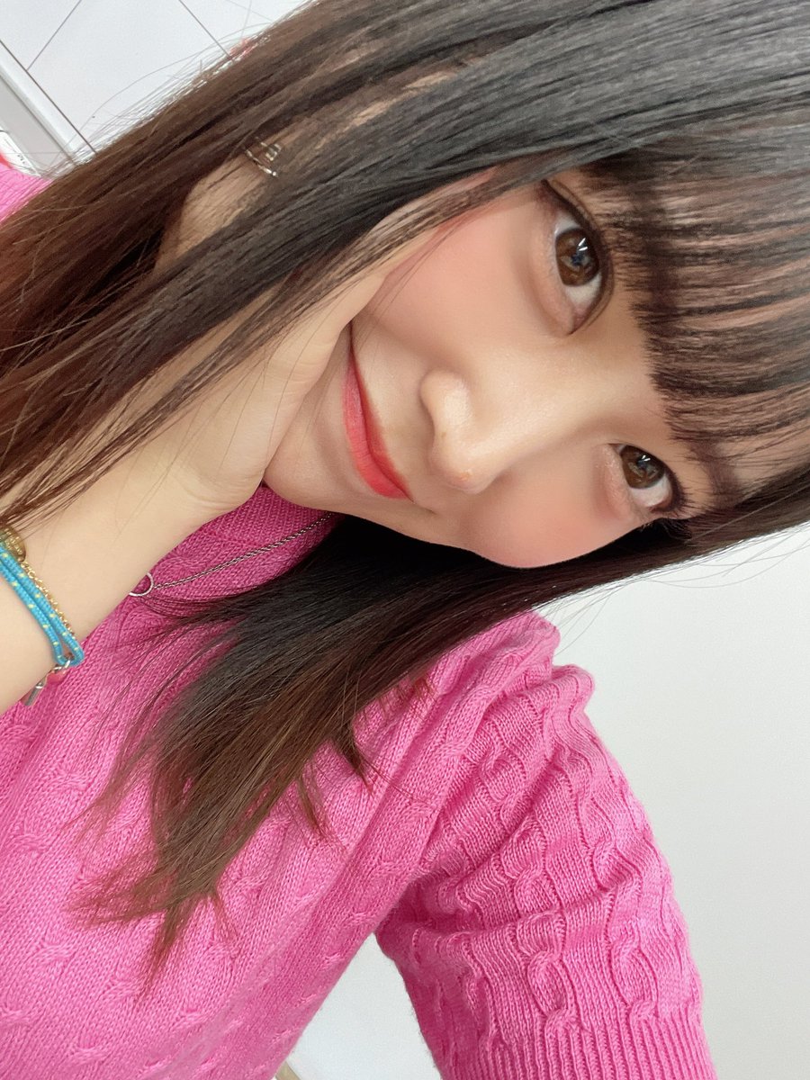 shiromiru36's tweet photo. みなさん！！
今日も　#ポチみる　QUEENDOM PUZZLE投票して頂けたでしょうか？😳
ぜひ、スクショ画面リプ送って下さい！

写真は、髪が短いから少し前の〜😙
ポコチャ配信は20時〜よろしくね！
昨日は、インスタライブも楽しかった〜☺️☺️ありがと❤️ https://t.co/MtdIdYzeq5