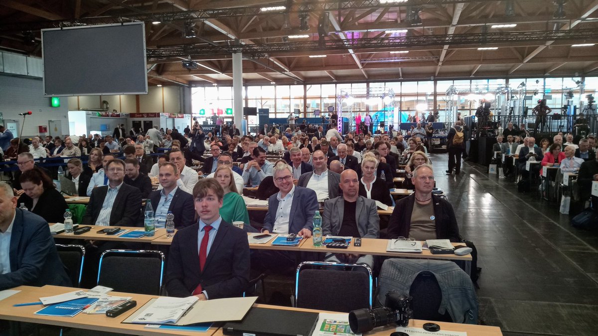 Der 14. #AfD-Bundesparteitag in #Magdeburg startet mit Aufwind.
10 Jahre AfD - Bereit für mehr.
#10JahreAfD #Bereitfürmehr