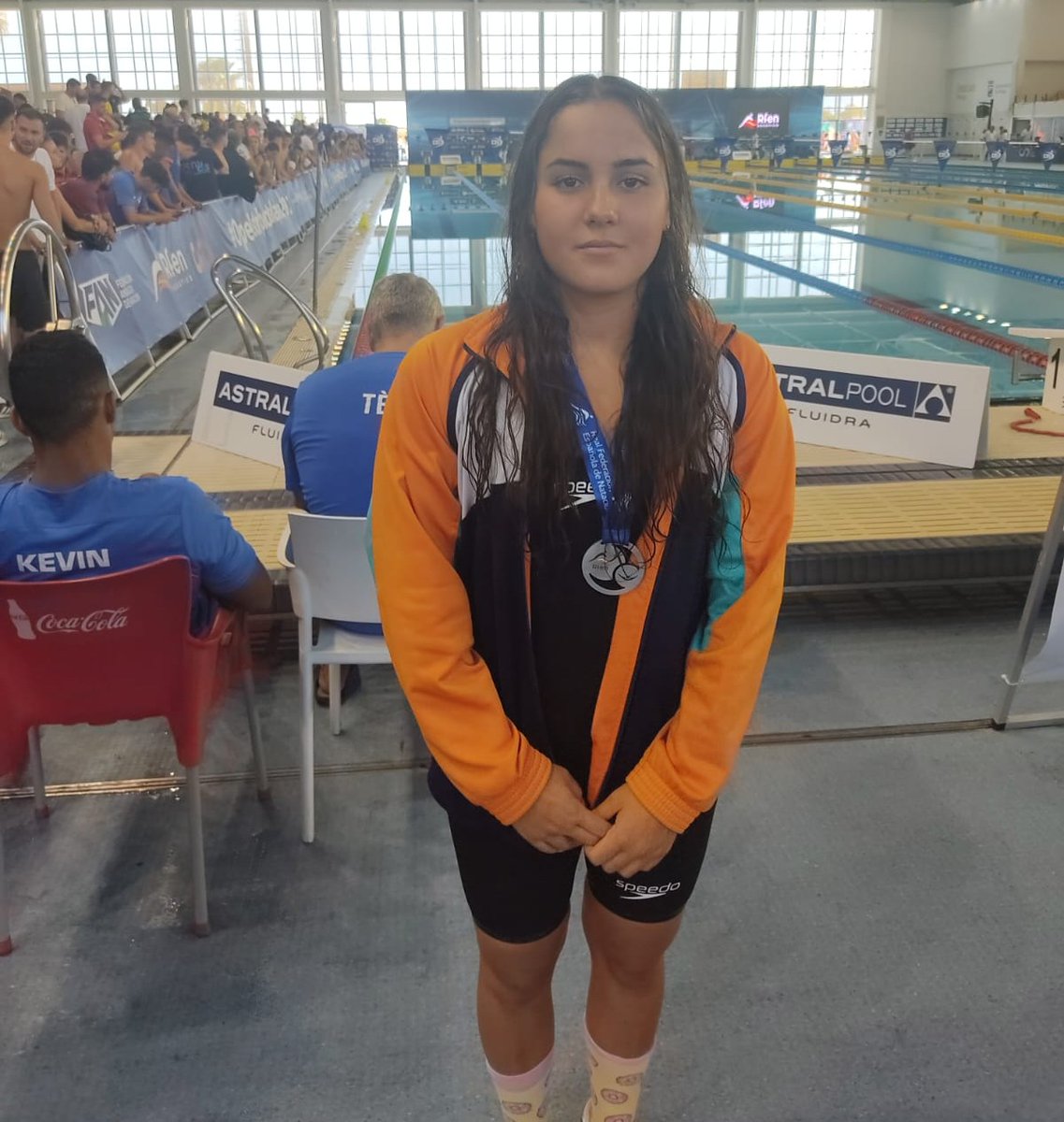 GSDcdeportivo's tweet photo. CTO. ESPAÑA ABSOLUTO-JUNIOR VERANO: ¡Nuestra nadadora MARÍA RAMOS NAJJI se proclama Subcampeona en la prueba 50 Libre femenino Junior 2006 colgándose la medalla de PLATA! ¡Grande María! https://t.co/m55mqtjxkn