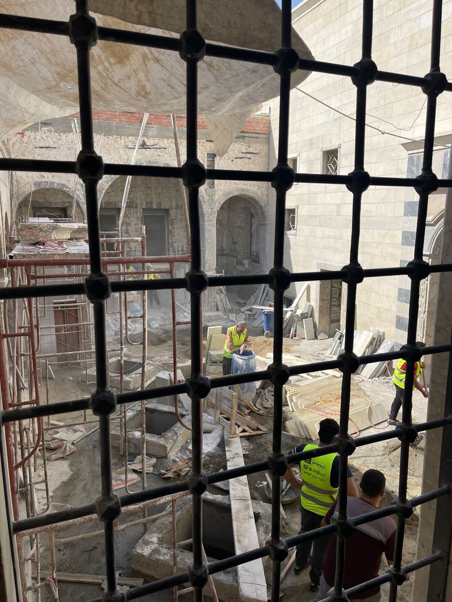 's tweet image. Mossoul : éduquer, transmettre le savoir-faire et donner le goût du patrimoine. C’est aussi l’une des missions de Notre-Dame de l’Heure, au service de tous depuis près de trois siècles.#Mossoul #Irak #heritage #ReviveTheSpiritOfMosul #educacion