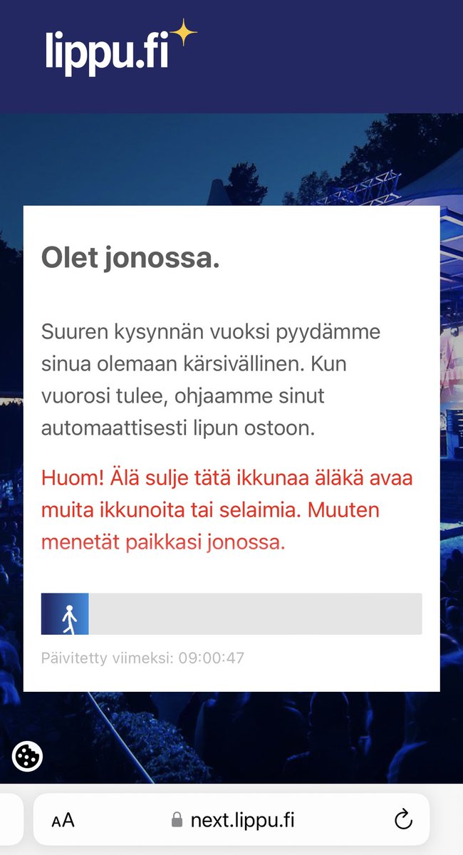 Hei <a href="/lippu_fi/">lippu.fi</a>! Meillä <a href="/WunderdogOfcl/">Wunderdog</a> olisi tarjolla loistavia palvelumuotoilijoita. Alla muutama kuvankaappaus siitä miltä muiden keikkamaiden #UX näytti tänä aamuna vs. Suomi. Esimerkit Unkarista ja Pariisista (ks. kaikki kolme kuvaa). <a href="/motswt/">Coldplaying On Tour</a> #coldpay <a href="/hsfi/">Helsingin Sanomat</a>