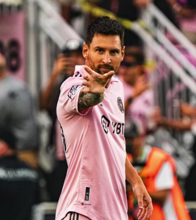 🚨 Lionel Messi's wife confirms meaning behind celebration against Atlanta
