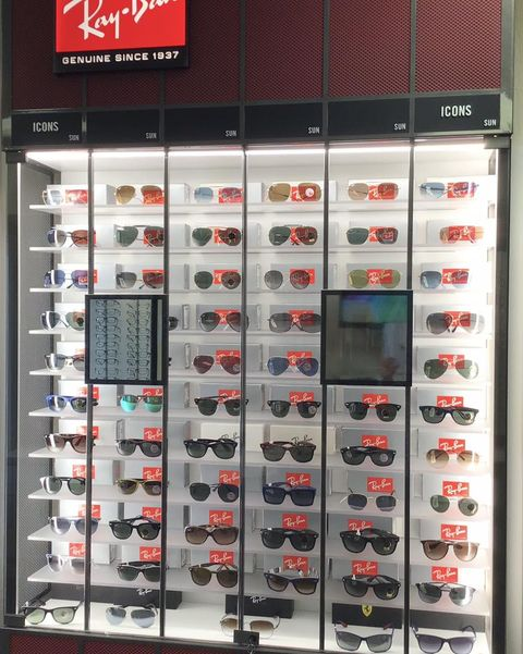 WOpticians's tweet photo. Last few days before the end of our sunglass sale.
Still plenty of gorgeous designer frames to choose from all with 25% OFF 📷
Top designer brands include :-
Tom Ford, Ray Ban, Oakley, Prada, Persol, Tiffany and Co, YSL, Mulberry.
Sale ends Monday 31st July 5pm https://t.co/6c6corfIR0