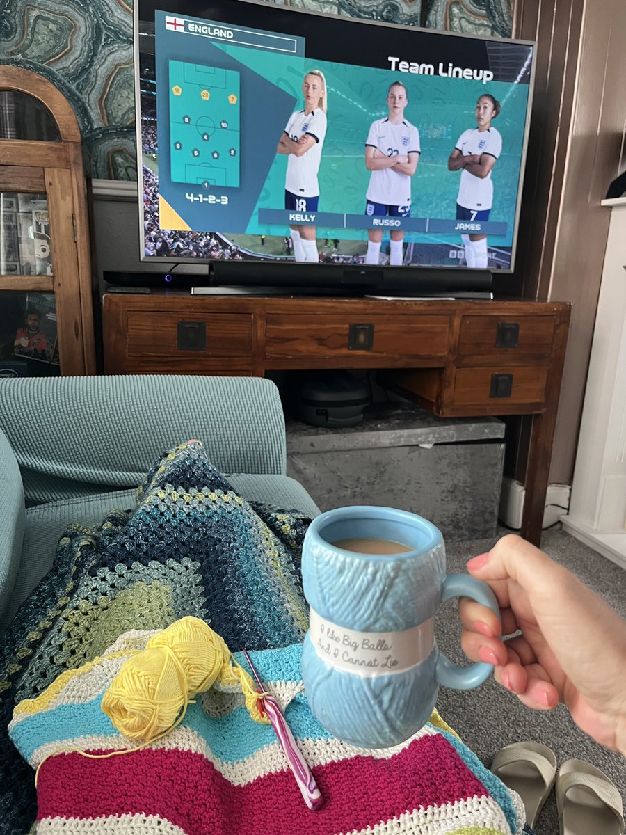 OhSoPrettyAC's tweet photo. My Friday morning before my kid’s crochet workshop later today!  Brew, crochet, football 👌🏻 
Come on you @Lionesses 🏴󠁧󠁢󠁥󠁮󠁧󠁿🏴󠁧󠁢󠁥󠁮󠁧󠁿
🧶🧶
#crochet #football #friday #fridayvibes #fridayfootball #kidscrochet #lovetocrochet #worklife #comeonengland #womensworldcup https://t.co/kNVQSkA8B4