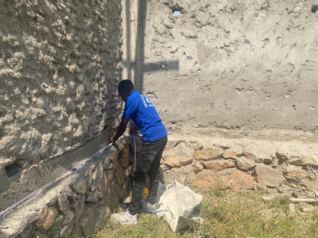 BmbcBi's tweet image. #Architecture &amp;amp; #conctruction : L'entreprise @BmbcBi continue à recevoir des clients revenant des milieux différents du pays pour qu'elle exécute leurs #projets de #construction des maisons.

Si vous avez des projets de construction de #maisons ,n'hésitez pas à contacter #BMBC