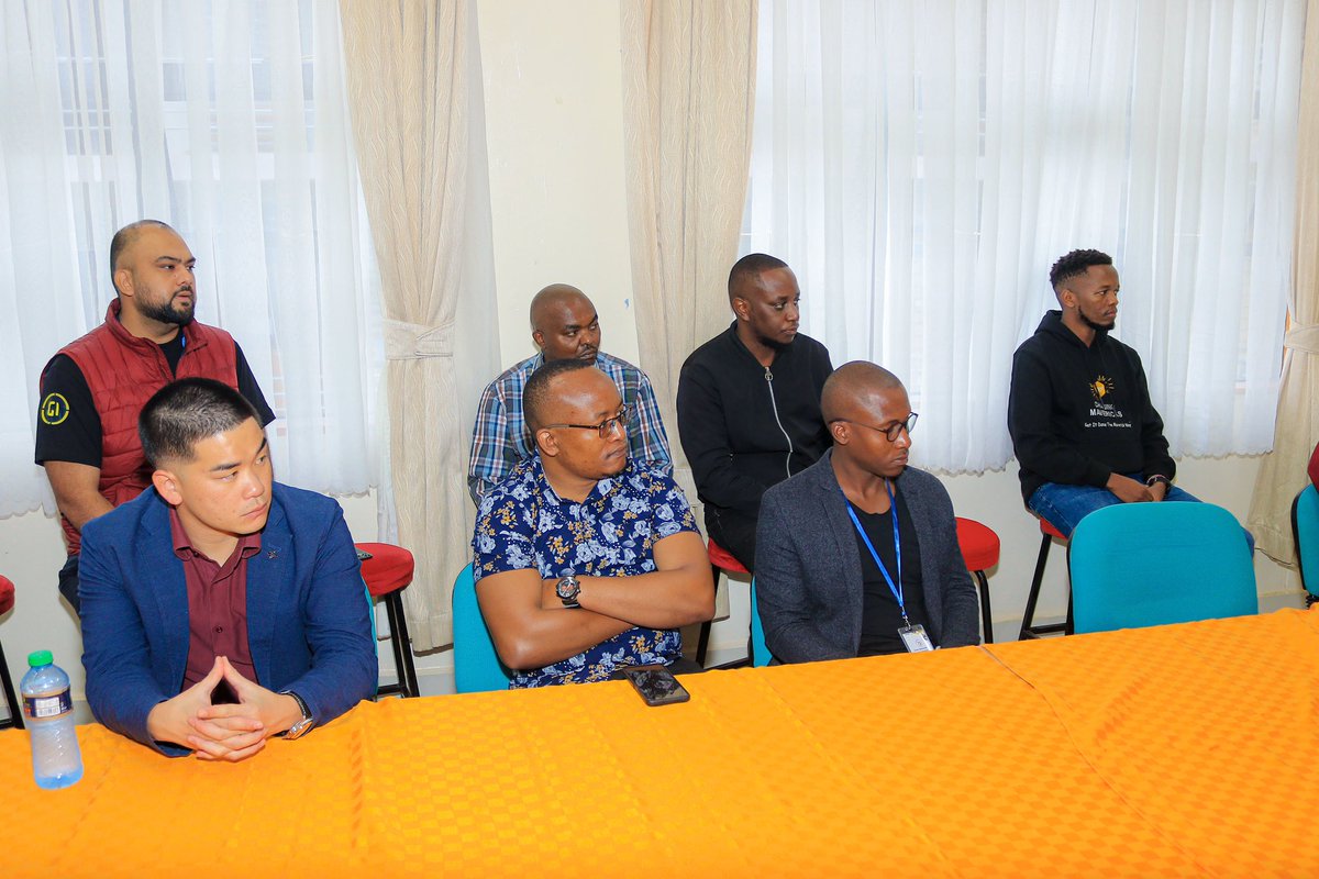 KBCC_01's tweet image. Exciting insights about startups on the VC round table. #KBCC 
Follow the live conversation on youtube.com/live/6KzRBOoMP…