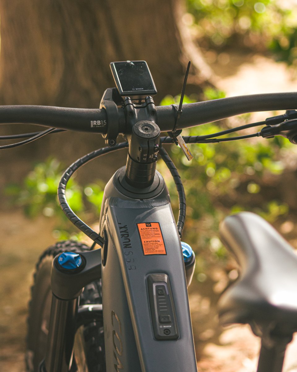 🚴 Descubre la bicicleta eléctrica con la Conway Xyson en Ciclos Sarabia ⚡ Potencia y versatilidad en una sola bicicleta 💎 

¡Experimenta la emoción del ciclismo eléctrico! 🔋

Estamos en 📍C/ Jazmín, 1, La Florida, Murcia.

#ciclossarabia #ciclismo #murcia #bicicletas