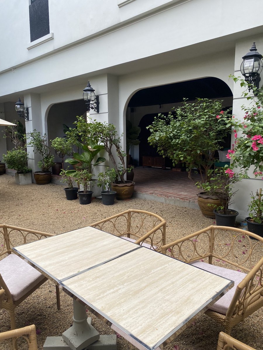 flowerysc's tweet photo. 🌺🌺🍽️🍹 https://t.co/z5O2cJVWcH