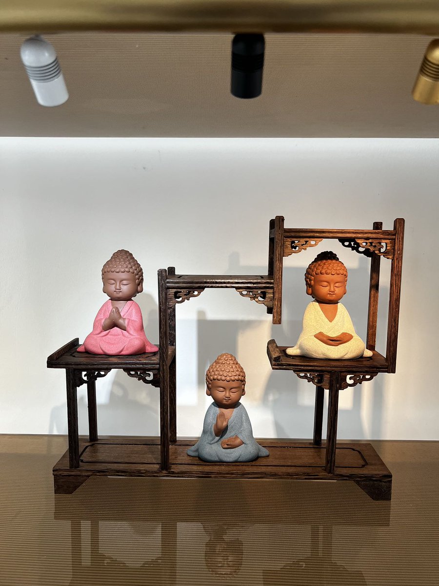 LONU Showcase Lighting, Just Highlight the Beauty.
#ledshowcaselighting #leddisplaylighting #ledcabinetlighting #ledjewelrylighting #displayshowcaselighting #displaycabinetlighting #jewelryshowcaseligthing #displayshowcase #displaycabinet #jewelryshowcase #display #cabinet