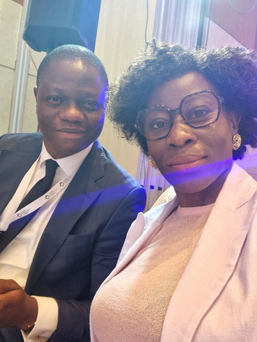 Bénin Investment Forum 
Jour 2
Nous démarrons avec un focus sur le poumon de notre économie,  Le Port Autonome de Cotonou avec comme speaker, Monsieur Vanden Branden