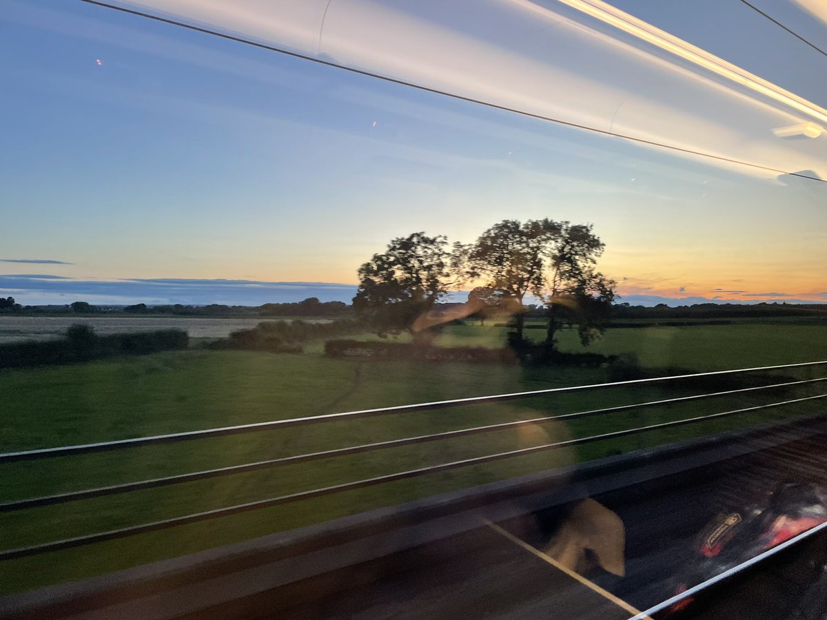 SimonZev's tweet photo. And it was great to finish the week in York, joining the #YRP Yorkshire & North East committee’s kick off social via #LNER
Looking forward to fully re-launching YRP in the north as the year progresses!
Have a nice weekend all!
#FreightTeam #YRP #TrainLife #TrainTravel https://t.co/XN7mqewkBb
