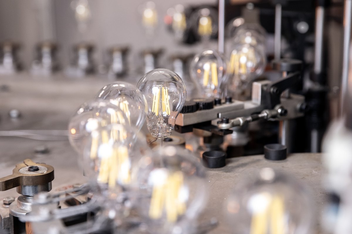 🚀 Let's discuss the HPR-90 'Package Cracker' Fill-Gas Analyser – a groundbreaking instrument for precise gas analysis in various vessels! Perfect for food packaging, quality control, and electronic devices. Unlock the potential of your research today! 💡 hidenanalytical.com/news-press/hpr…