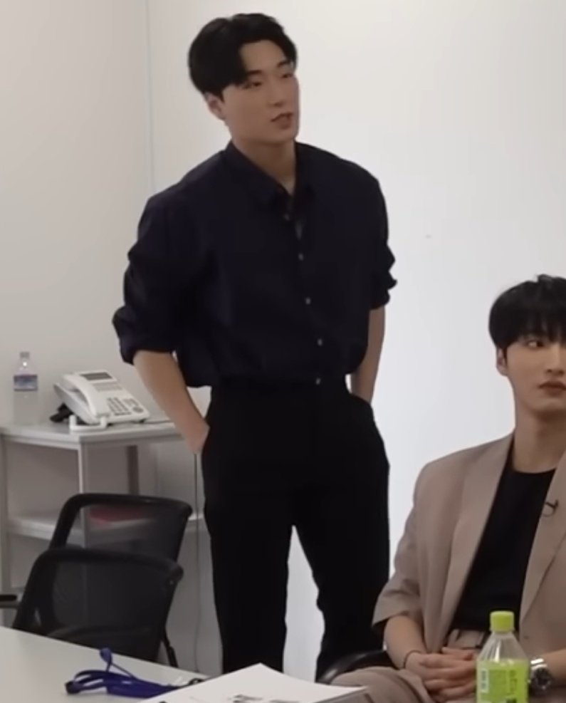 etherealsanie's tweet photo. San's waist. 🫠 https://t.co/aM2Afpqbrj